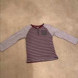 Gray long sleeve with pocket top right